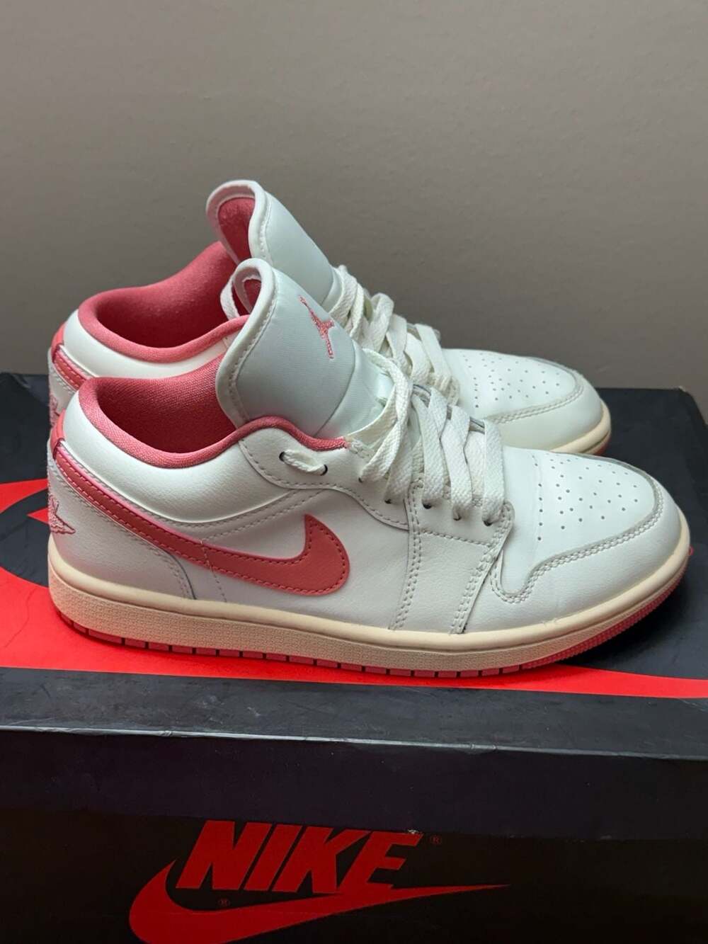 7W Nike Air Jordan 1 Low Salt Guava Ice